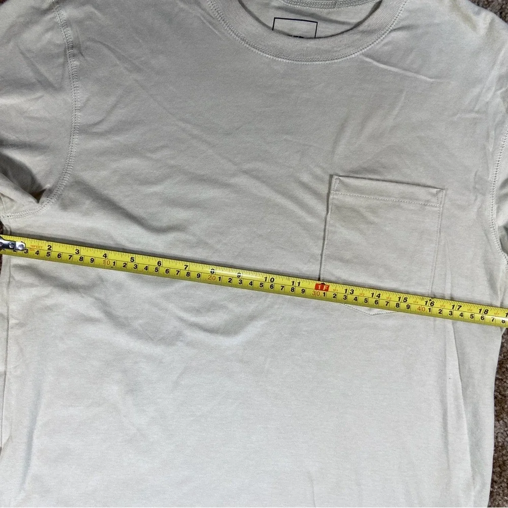 The North Face‎ Pocket Tee Mens Small Gravel/Stone Standard Fit NWT Minimalist